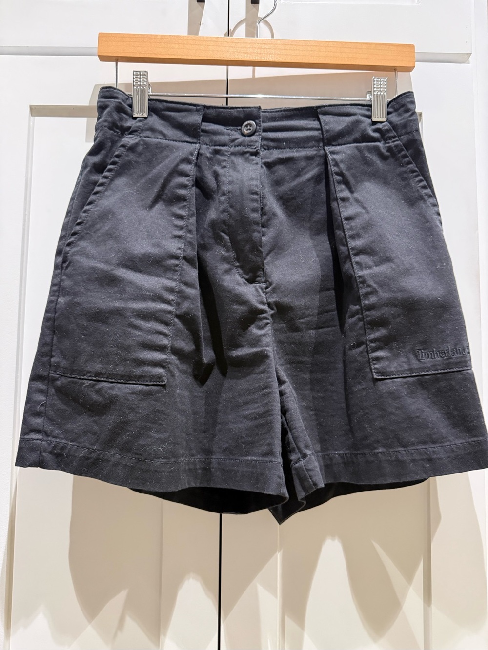 Timberland Women's Black Cargo Pleat Shorts